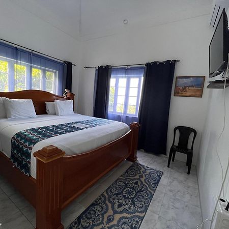 פורט אנטוניו All Nations Guest House מראה חיצוני תמונה