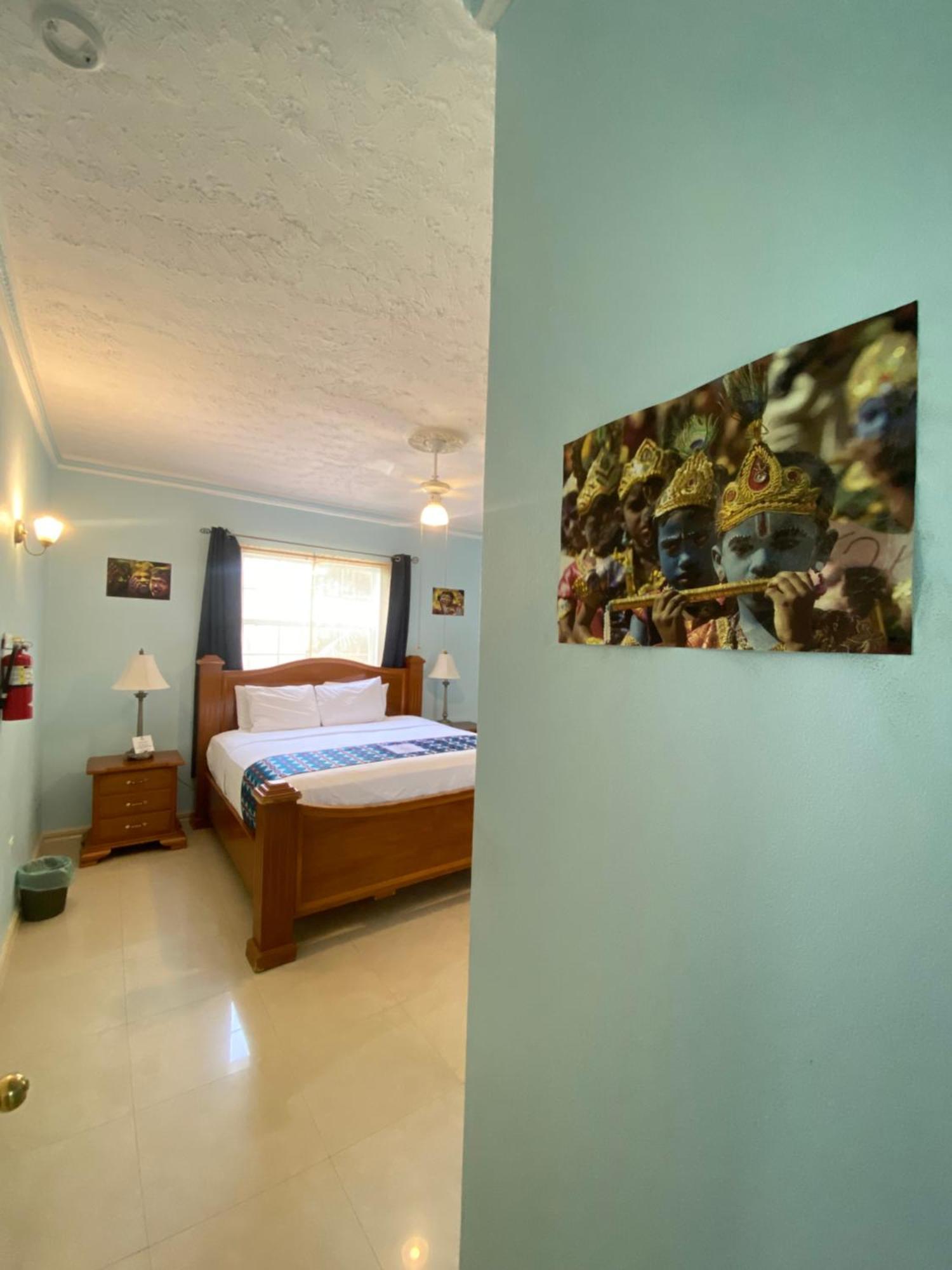 פורט אנטוניו All Nations Guest House מראה חיצוני תמונה
