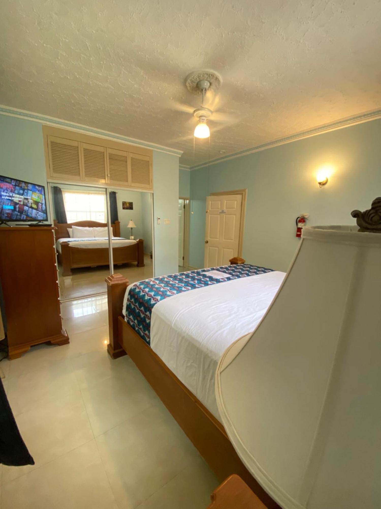 פורט אנטוניו All Nations Guest House מראה חיצוני תמונה